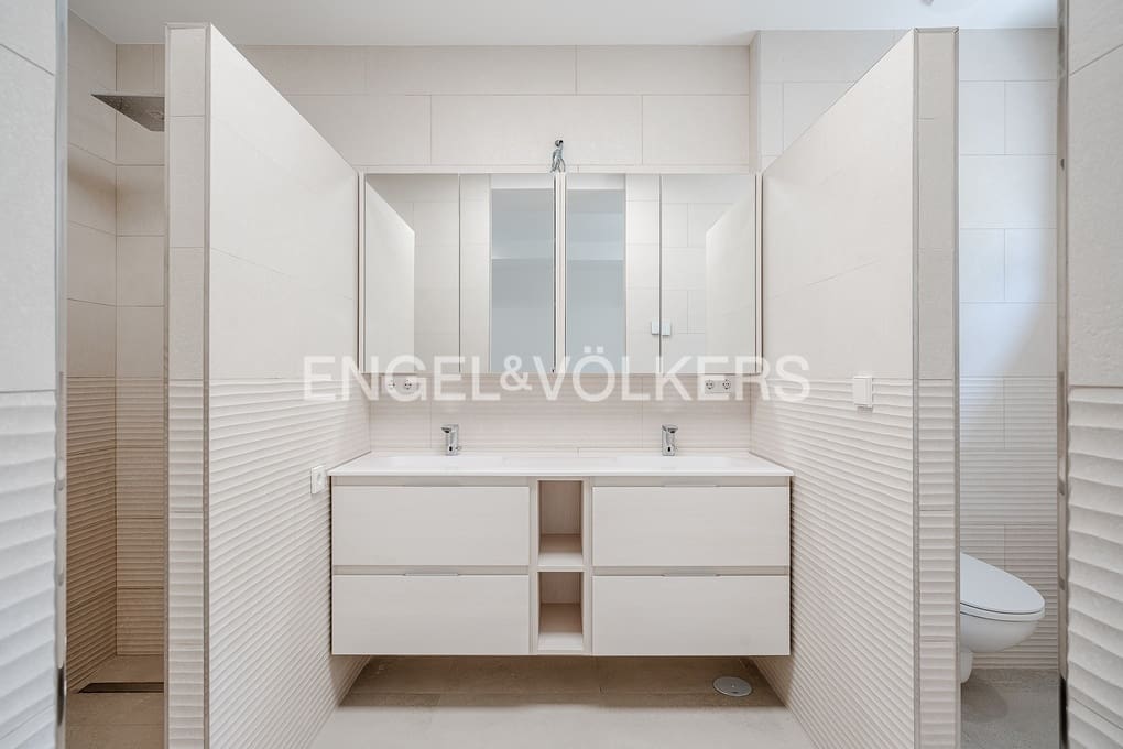 5 soveværelse Villa til salg i Altea med swimmingpool garage - € 2.950.000 (Ref: 9097631)