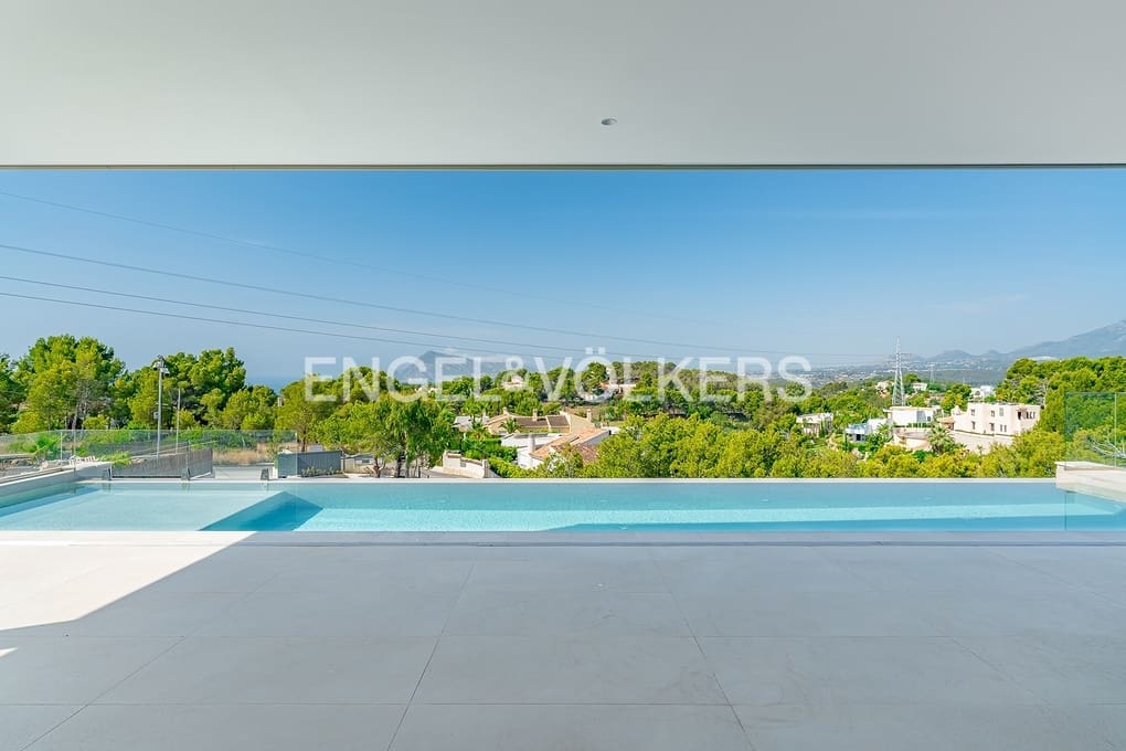 5 soveværelse Villa til salg i Altea med swimmingpool garage - € 2.950.000 (Ref: 9097631)