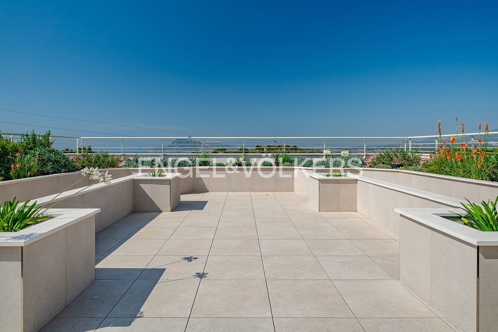 5 soveværelse Villa til salg i Altea med swimmingpool garage - € 2.950.000 (Ref: 9097631)