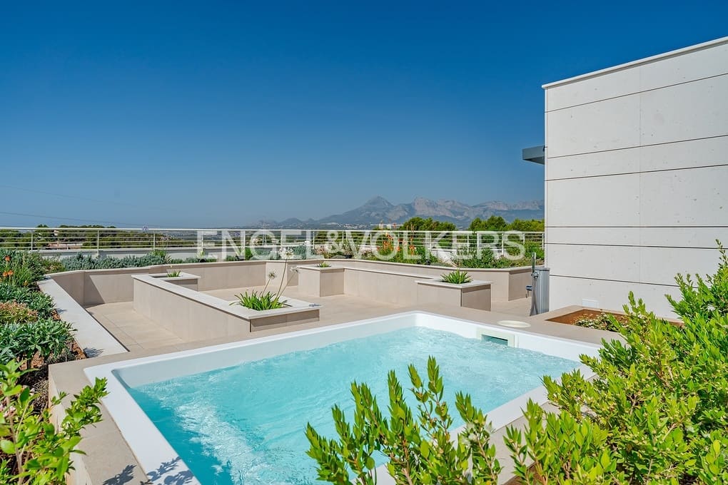 5 soveværelse Villa til salg i Altea med swimmingpool garage - € 2.950.000 (Ref: 9097631)