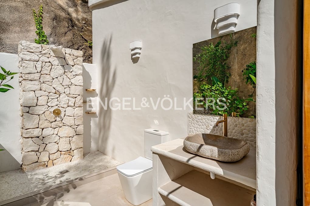 5 soverom Villa til salgs i Benissa med svømmebasseng garasje - € 1 950 000 (Ref: 9101693)