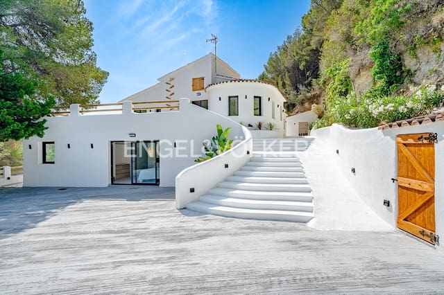 5 soverom Villa til salgs i Benissa med svømmebasseng garasje - € 1 950 000 (Ref: 9101693)