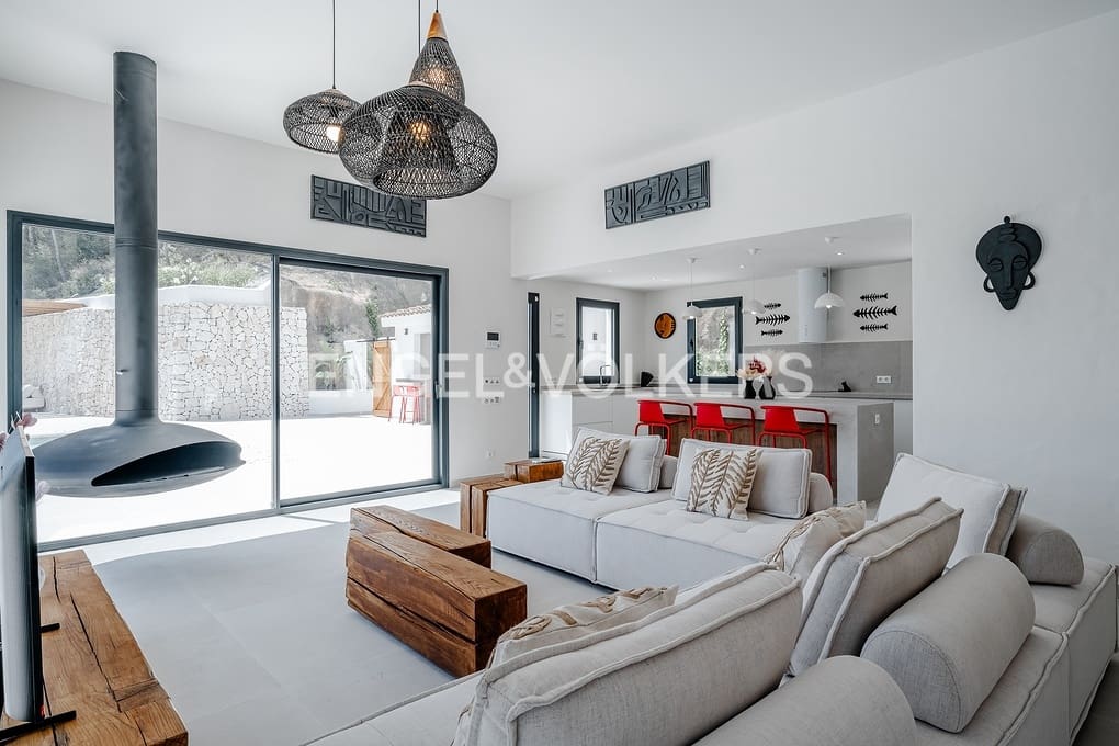 5 soverom Villa til salgs i Benissa med svømmebasseng garasje - € 1 950 000 (Ref: 9101693)