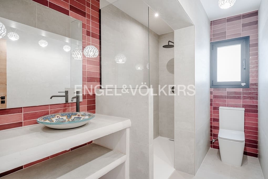 5 soverom Villa til salgs i Benissa med svømmebasseng garasje - € 1 950 000 (Ref: 9101693)