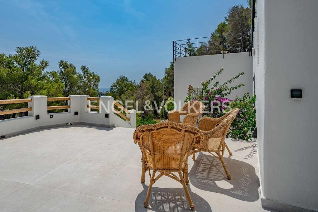 5 soverom Villa til salgs i Benissa med svømmebasseng garasje - € 1 950 000 (Ref: 9101693)