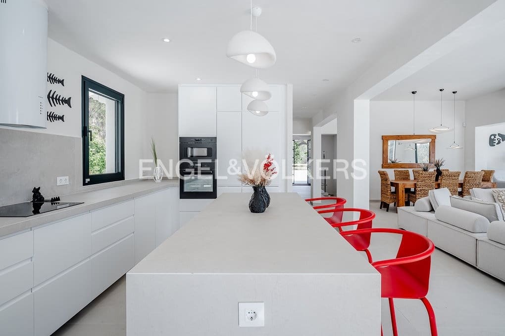 5 soverom Villa til salgs i Benissa med svømmebasseng garasje - € 1 950 000 (Ref: 9101693)