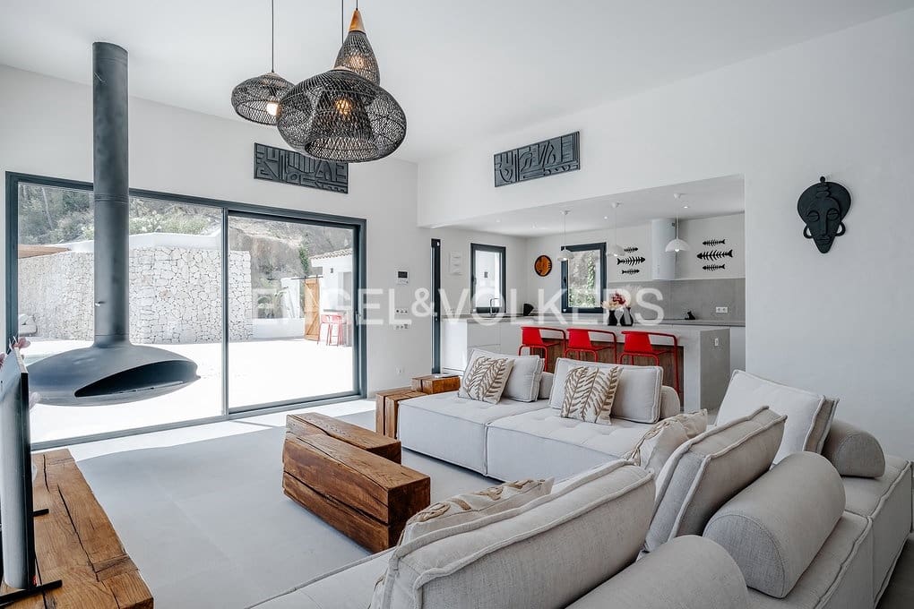 5 soverom Villa til salgs i Benissa med svømmebasseng garasje - € 1 950 000 (Ref: 9101693)