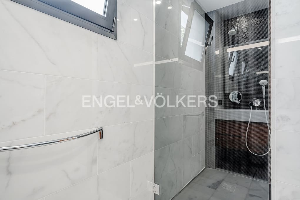 3 soveværelse Villa til salg i Altea med swimmingpool garage - € 1.295.000 (Ref: 9109771)