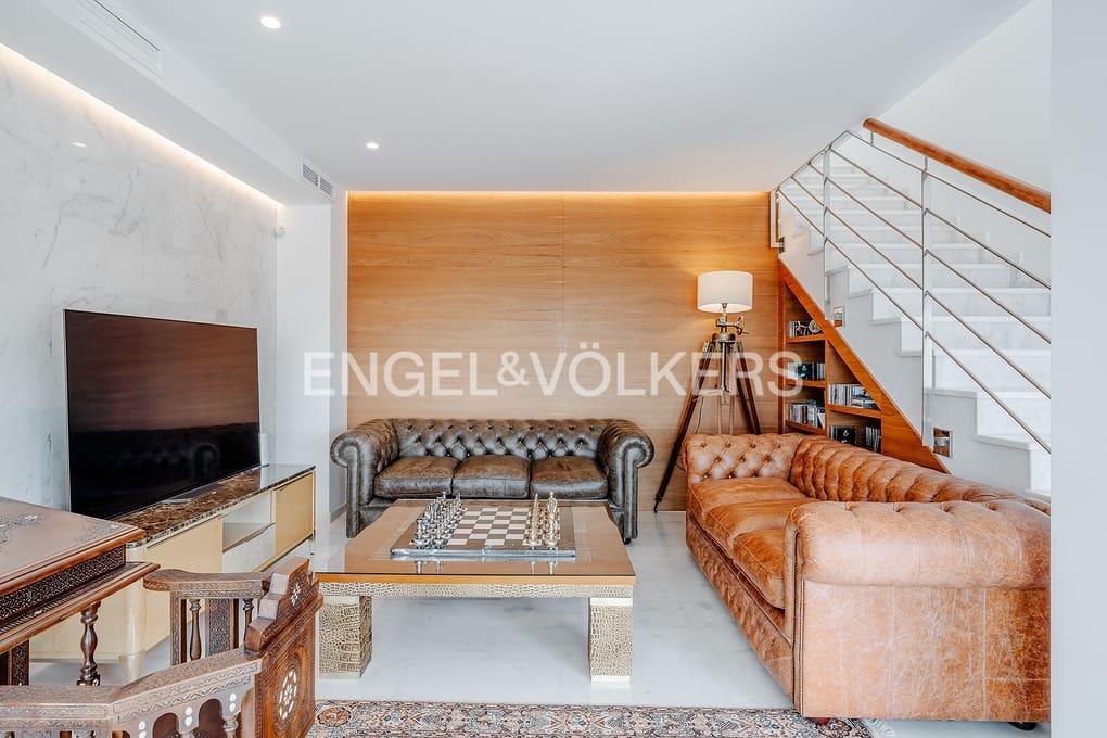 3 soveværelse Villa til salg i Altea med swimmingpool garage - € 1.295.000 (Ref: 9109771)