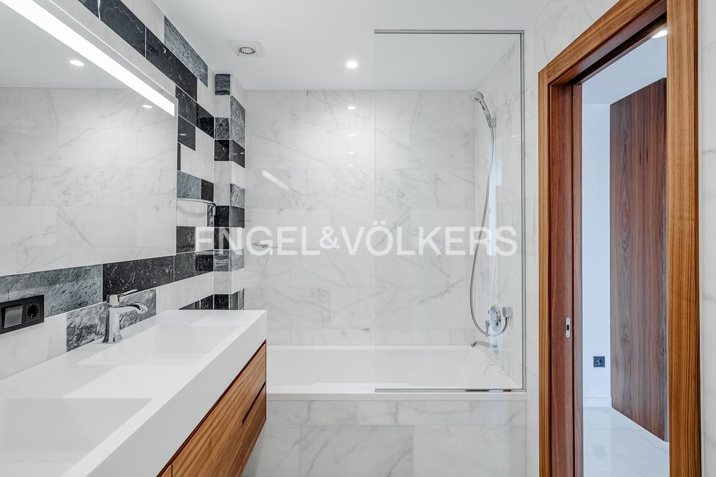 3 soveværelse Villa til salg i Altea med swimmingpool garage - € 1.295.000 (Ref: 9109771)