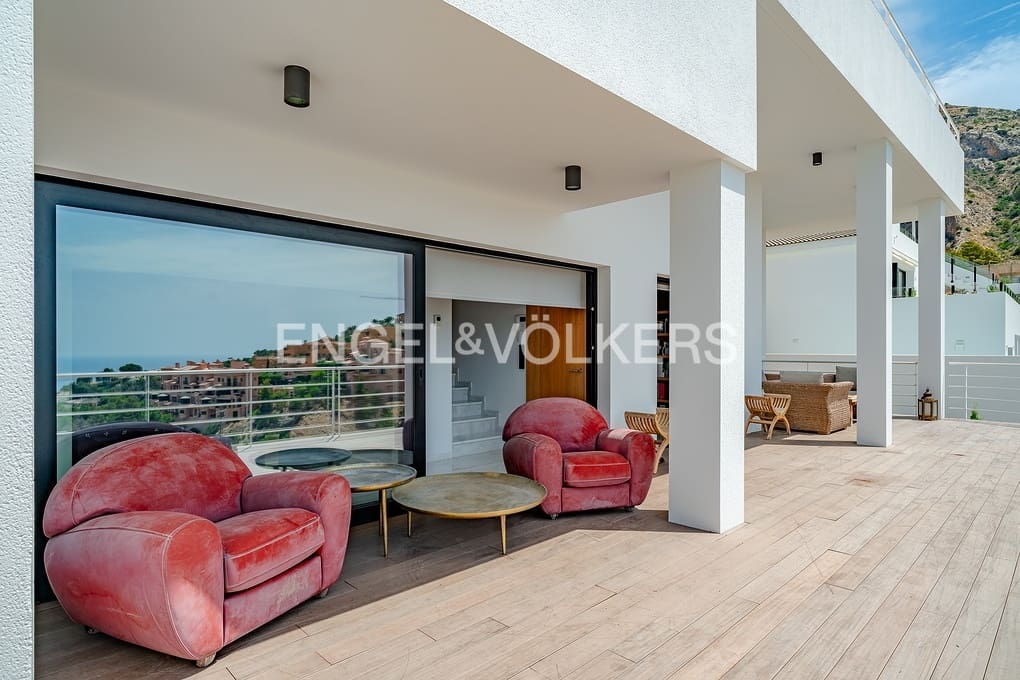 3 soveværelse Villa til salg i Altea med swimmingpool garage - € 1.295.000 (Ref: 9109771)