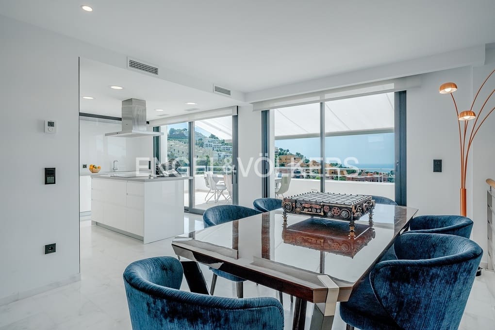 3 soveværelse Villa til salg i Altea med swimmingpool garage - € 1.295.000 (Ref: 9109771)