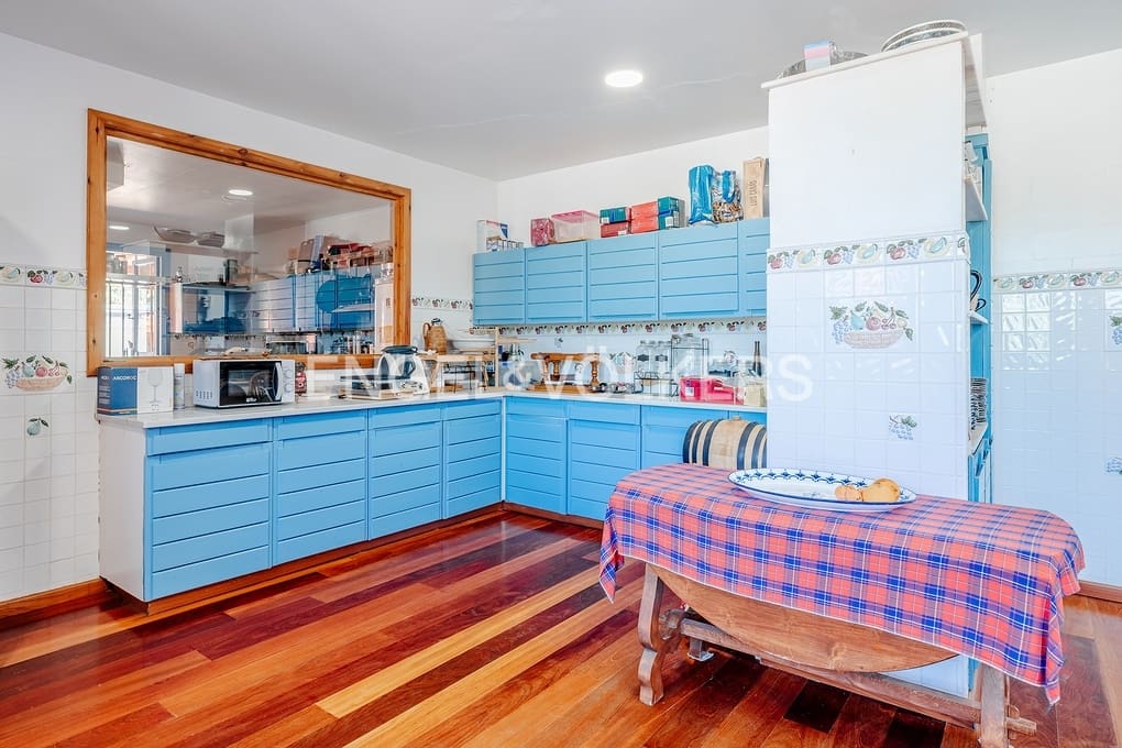 7 soveværelse Villa til salg i Altea med swimmingpool garage - € 3.750.000 (Ref: 9109839)