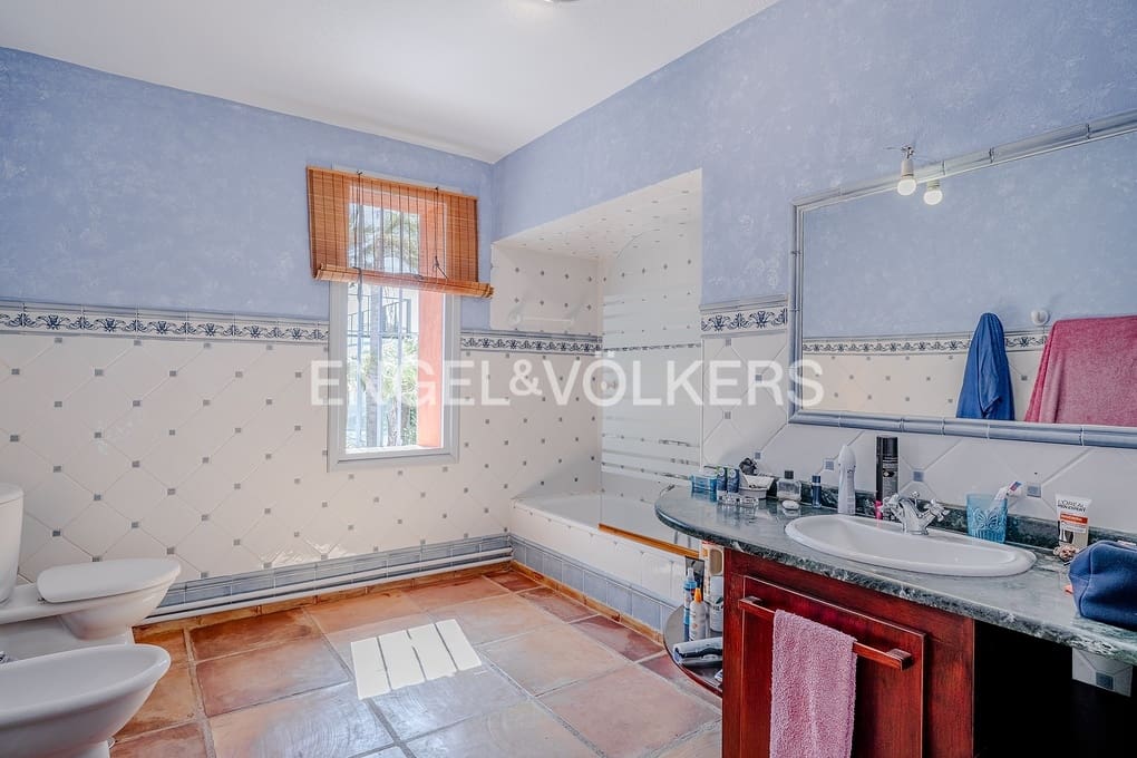 7 soveværelse Villa til salg i Altea med swimmingpool garage - € 3.750.000 (Ref: 9109839)