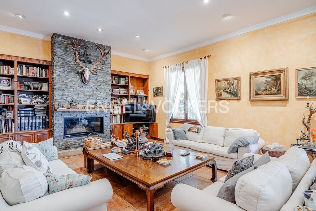 7 soveværelse Villa til salg i Altea med swimmingpool garage - € 3.750.000 (Ref: 9109839)