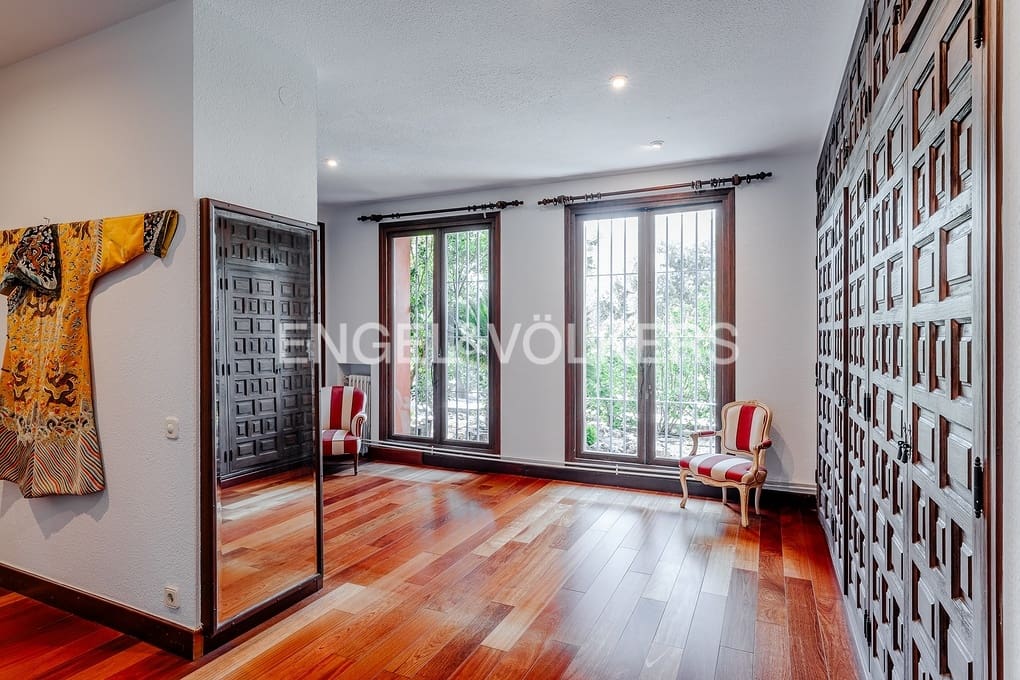 7 soveværelse Villa til salg i Altea med swimmingpool garage - € 3.750.000 (Ref: 9109839)