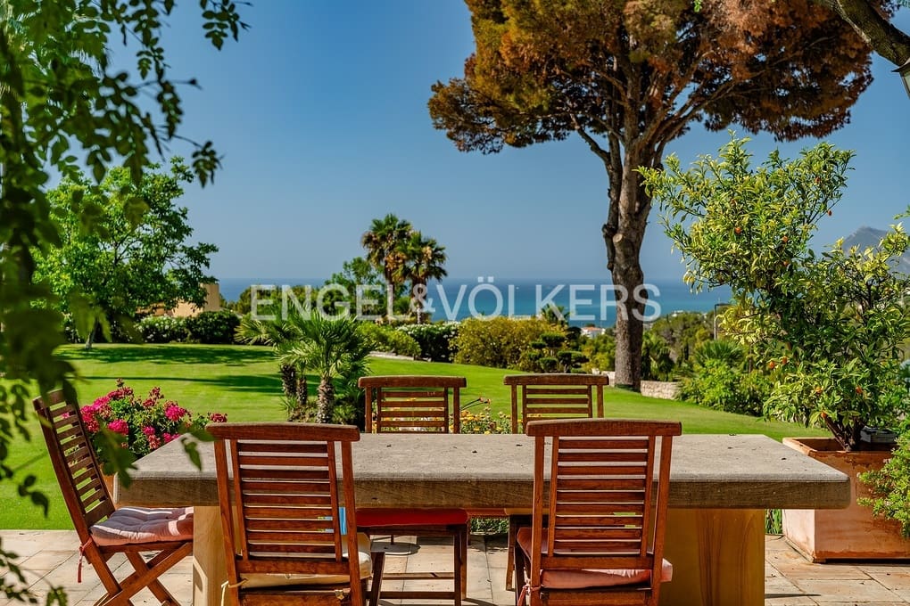 7 soveværelse Villa til salg i Altea med swimmingpool garage - € 3.750.000 (Ref: 9109839)