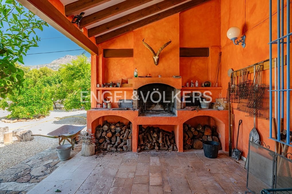 7 soveværelse Villa til salg i Altea med swimmingpool garage - € 3.750.000 (Ref: 9109839)