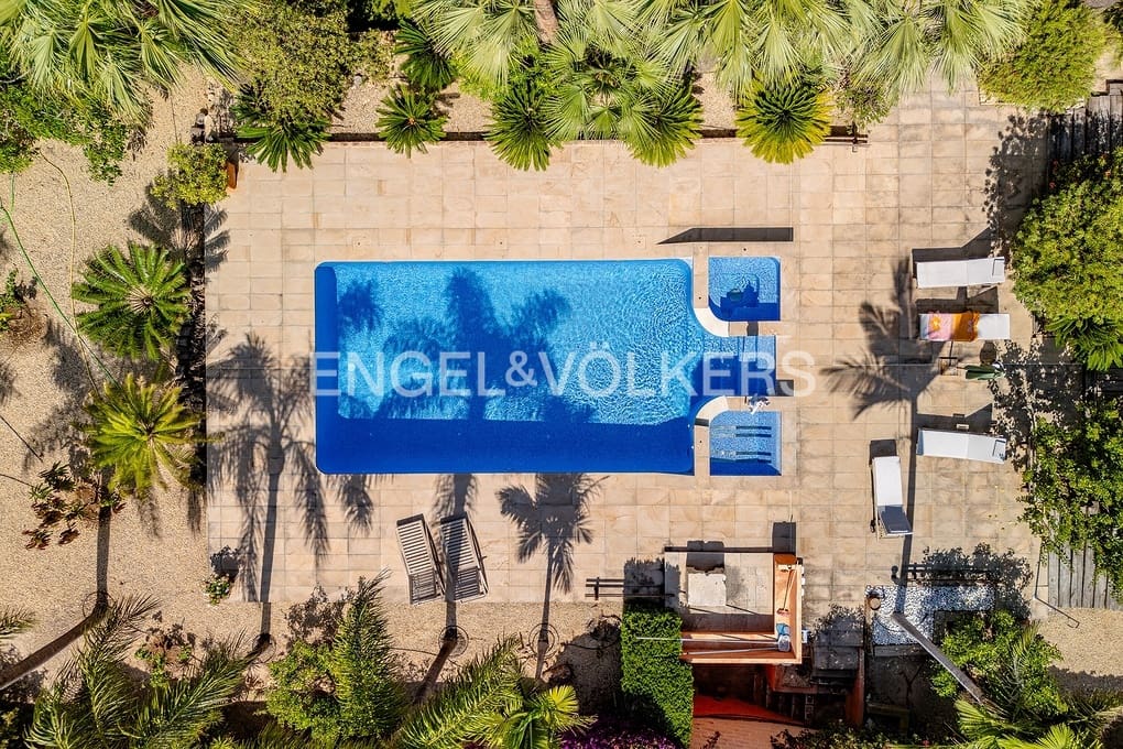 7 soveværelse Villa til salg i Altea med swimmingpool garage - € 3.750.000 (Ref: 9109839)