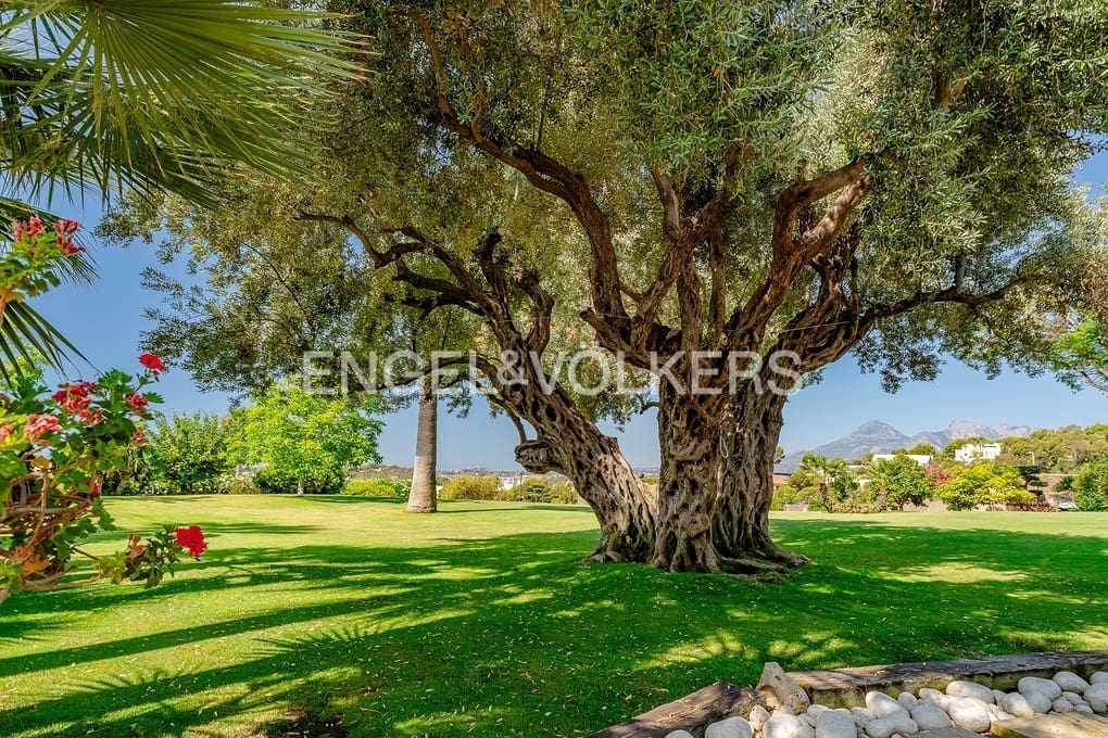 7 soveværelse Villa til salg i Altea med swimmingpool garage - € 3.750.000 (Ref: 9109839)