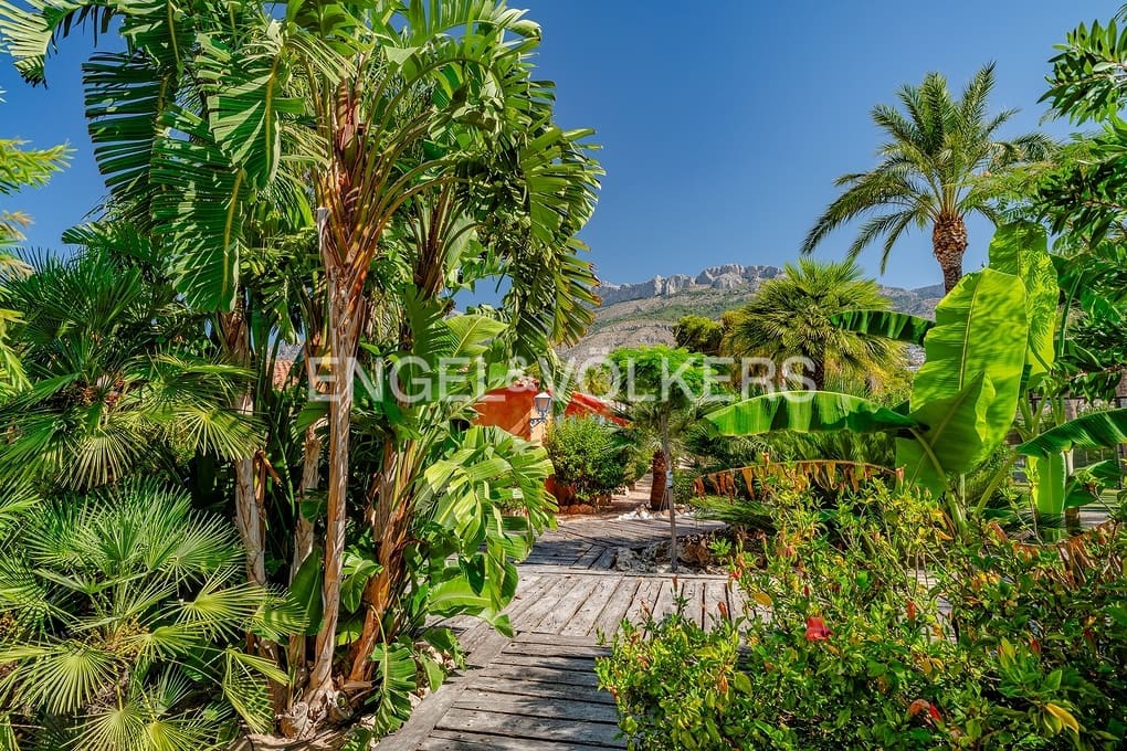 7 soveværelse Villa til salg i Altea med swimmingpool garage - € 3.750.000 (Ref: 9109839)