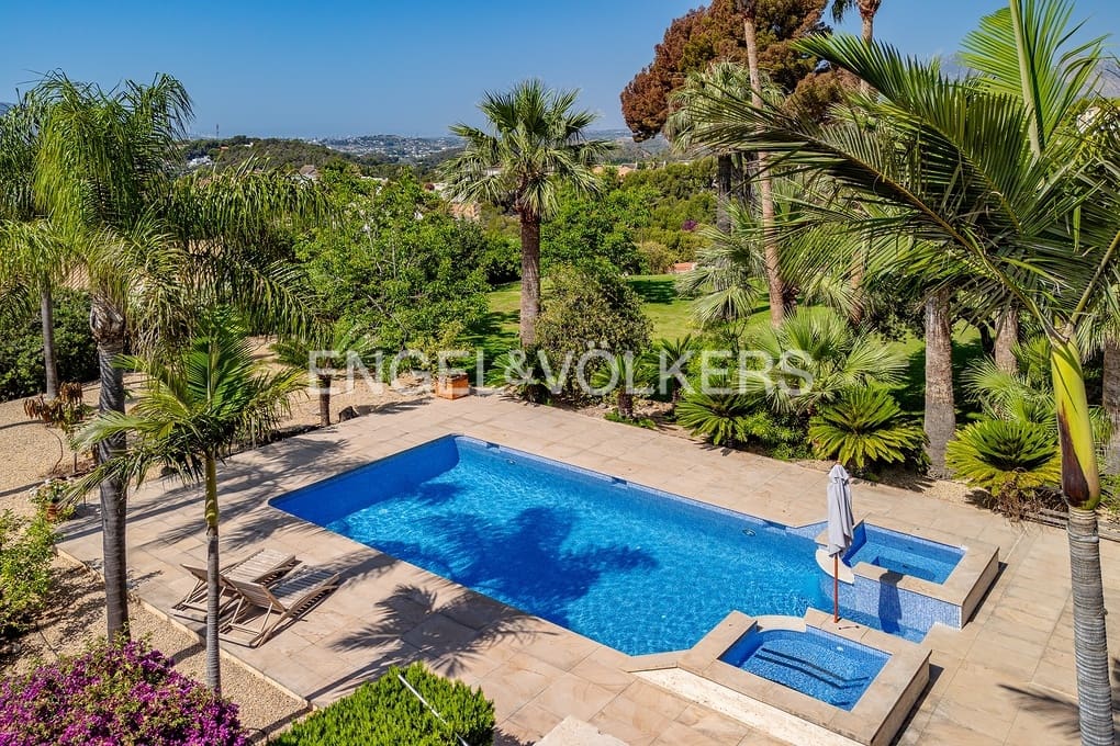 7 soveværelse Villa til salg i Altea med swimmingpool garage - € 3.750.000 (Ref: 9109839)