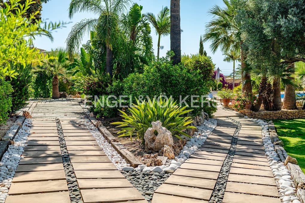 7 soveværelse Villa til salg i Altea med swimmingpool garage - € 3.750.000 (Ref: 9109839)