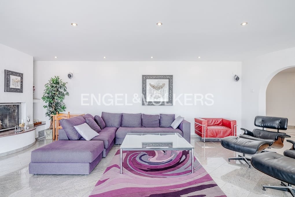 6 soverom Villa til salgs i Calpe / Calp med svømmebasseng garasje - € 1 950 000 (Ref: 9151085)