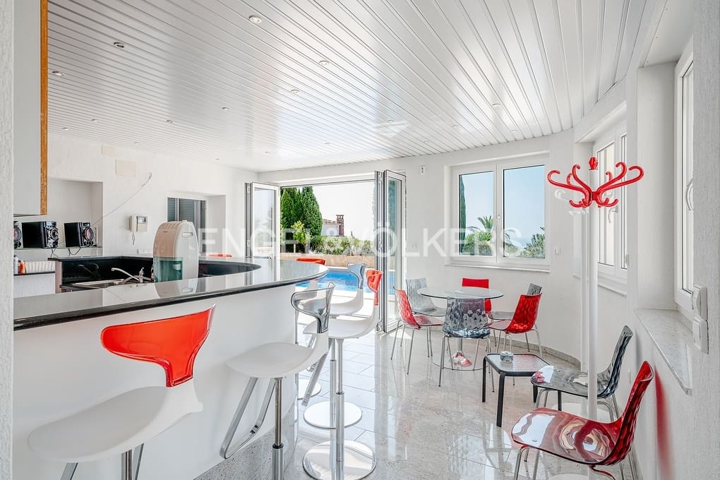 6 soverom Villa til salgs i Calpe / Calp med svømmebasseng garasje - € 1 950 000 (Ref: 9151085)