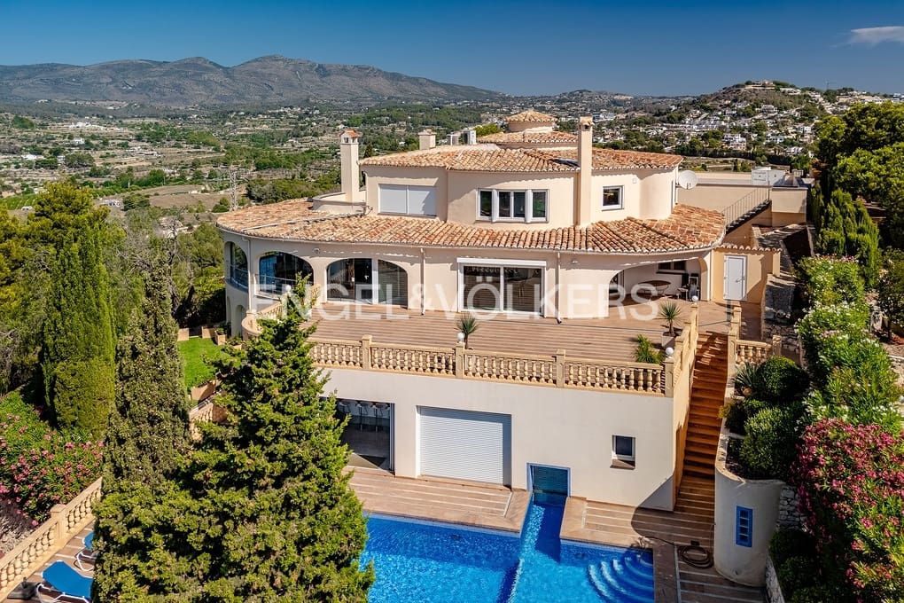 6 soverom Villa til salgs i Calpe / Calp med svømmebasseng garasje - € 1 950 000 (Ref: 9151085)