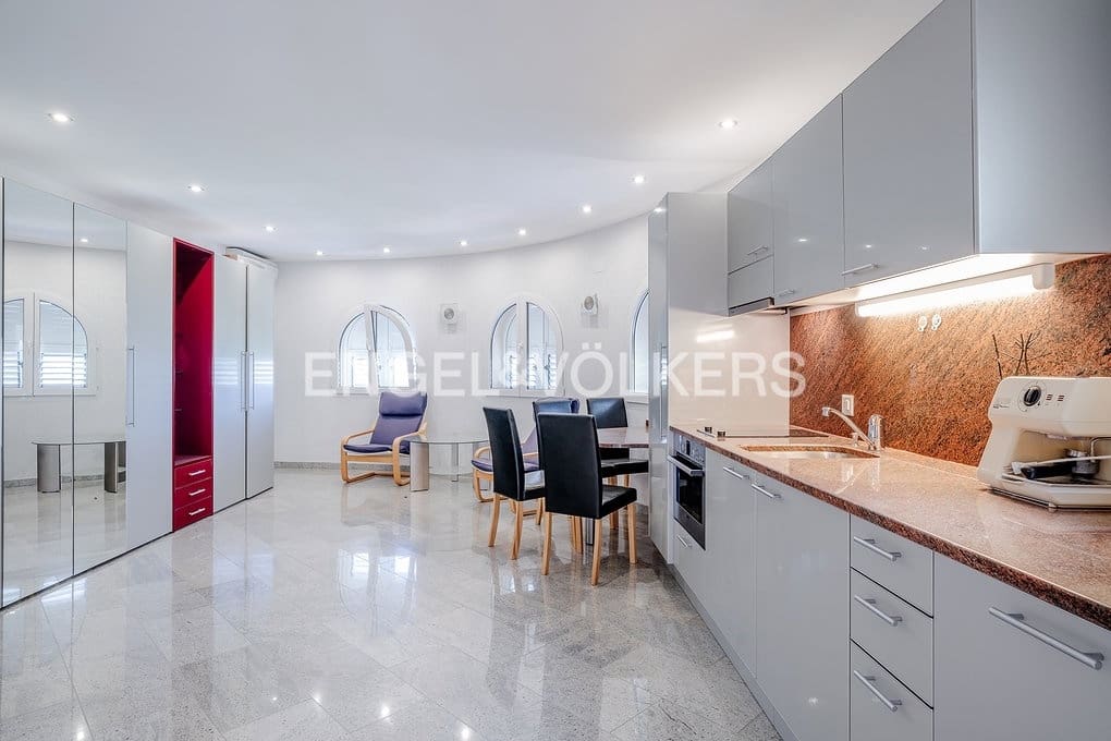 6 soverom Villa til salgs i Calpe / Calp med svømmebasseng garasje - € 1 650 000 (Ref: 9151085)