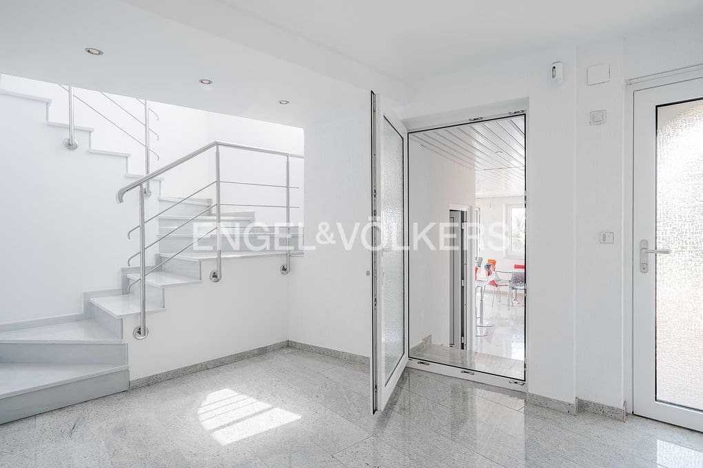 6 soverom Villa til salgs i Calpe / Calp med svømmebasseng garasje - € 1 650 000 (Ref: 9151085)