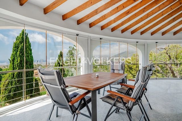 6 Zimmer Villa zu verkaufen in Pueblo, Calpe / Calp mit Pool Garage - 1.650.000 € (Ref: 9151085)