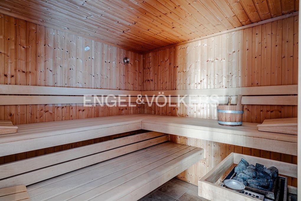 6 soverom Villa til salgs i Calpe / Calp med svømmebasseng garasje - € 1 650 000 (Ref: 9151085)