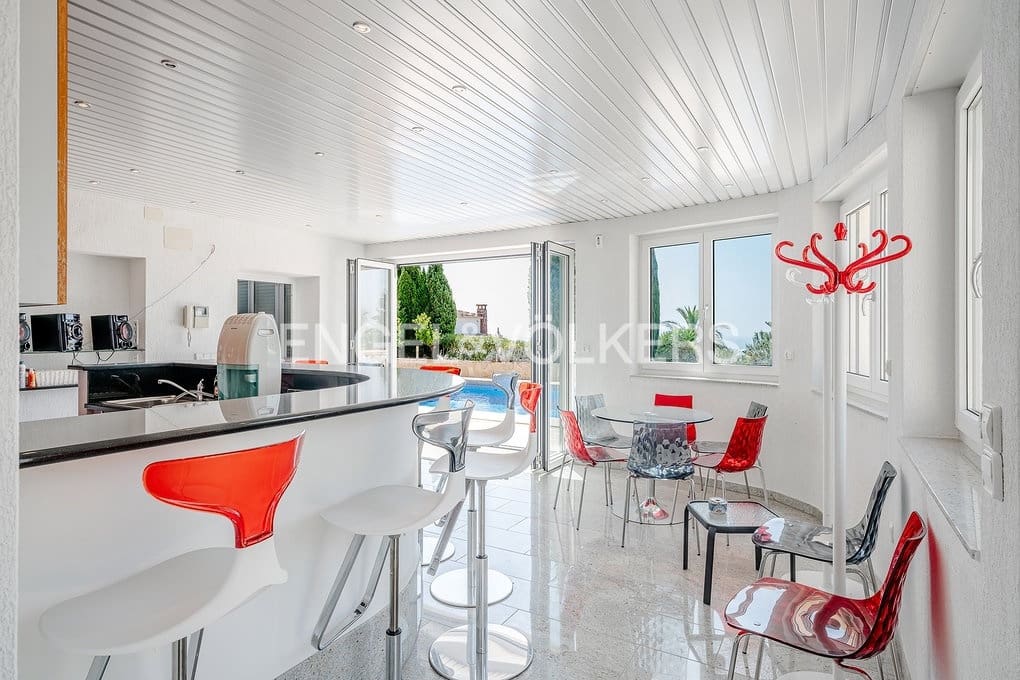 6 soverom Villa til salgs i Calpe / Calp med svømmebasseng garasje - € 1 650 000 (Ref: 9151085)