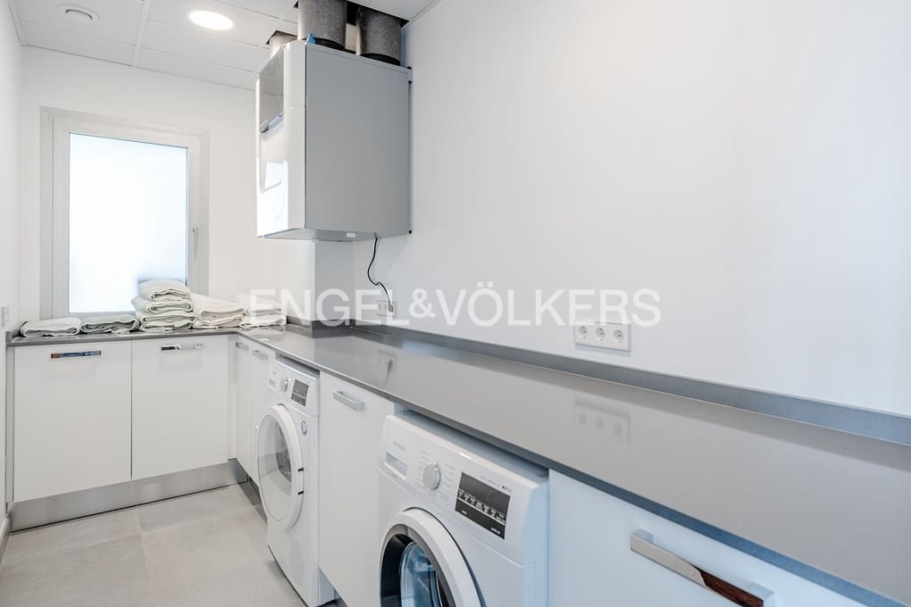 4 soveværelse Villa til salg i Calpe / Calp med swimmingpool garage - € 2.825.000 (Ref: 9153347)