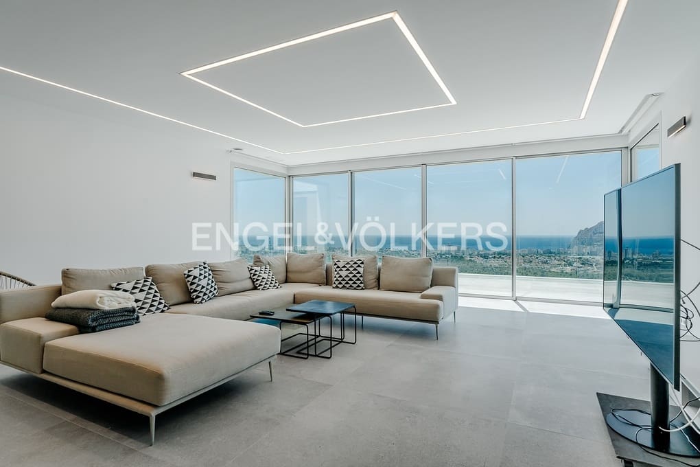 4 soveværelse Villa til salg i Calpe / Calp med swimmingpool garage - € 2.825.000 (Ref: 9153347)