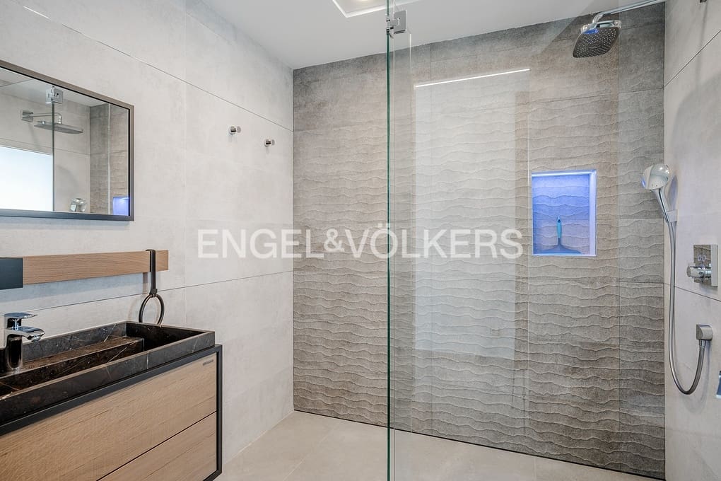 4 soveværelse Villa til salg i Calpe / Calp med swimmingpool garage - € 2.825.000 (Ref: 9153347)