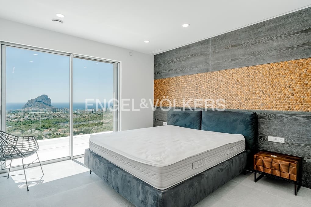 4 soveværelse Villa til salg i Calpe / Calp med swimmingpool garage - € 2.825.000 (Ref: 9153347)