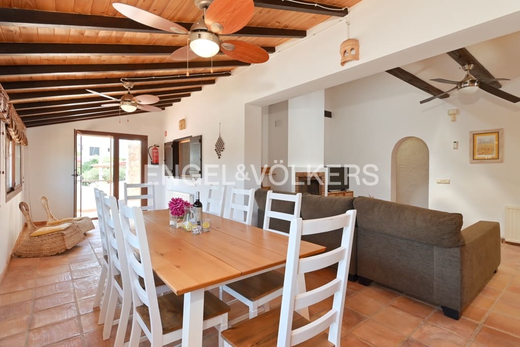 6 soverom Villa til salgs i Benissa med svømmebasseng garasje - € 1 050 000 (Ref: 9168388)