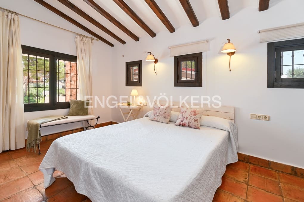 6 soverom Villa til salgs i Benissa med svømmebasseng garasje - € 1 050 000 (Ref: 9168388)