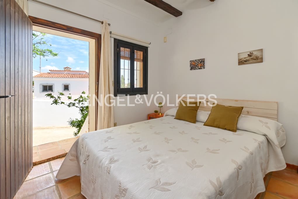 6 soverom Villa til salgs i Benissa med svømmebasseng garasje - € 1 050 000 (Ref: 9168388)