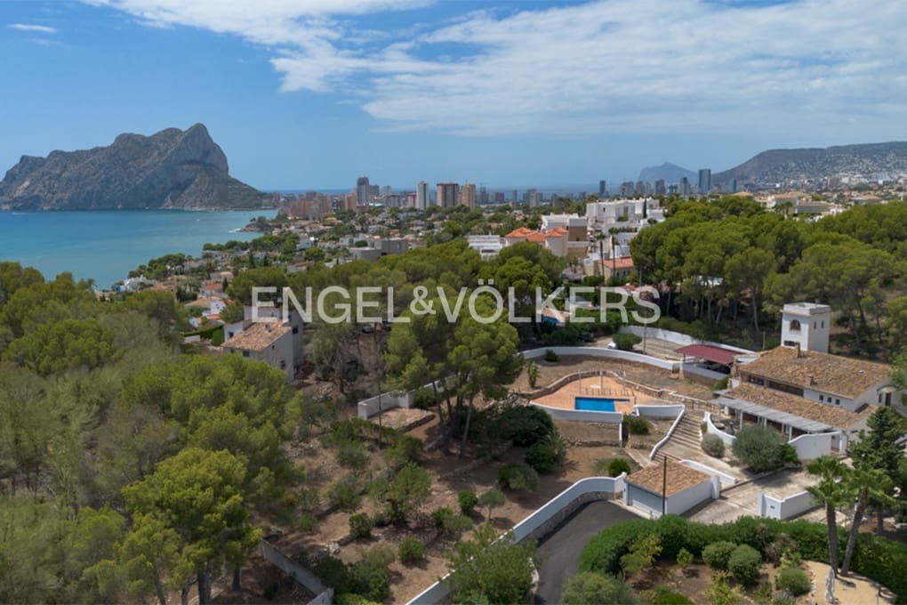 6 soverom Villa til salgs i Benissa med svømmebasseng garasje - € 1 050 000 (Ref: 9168388)