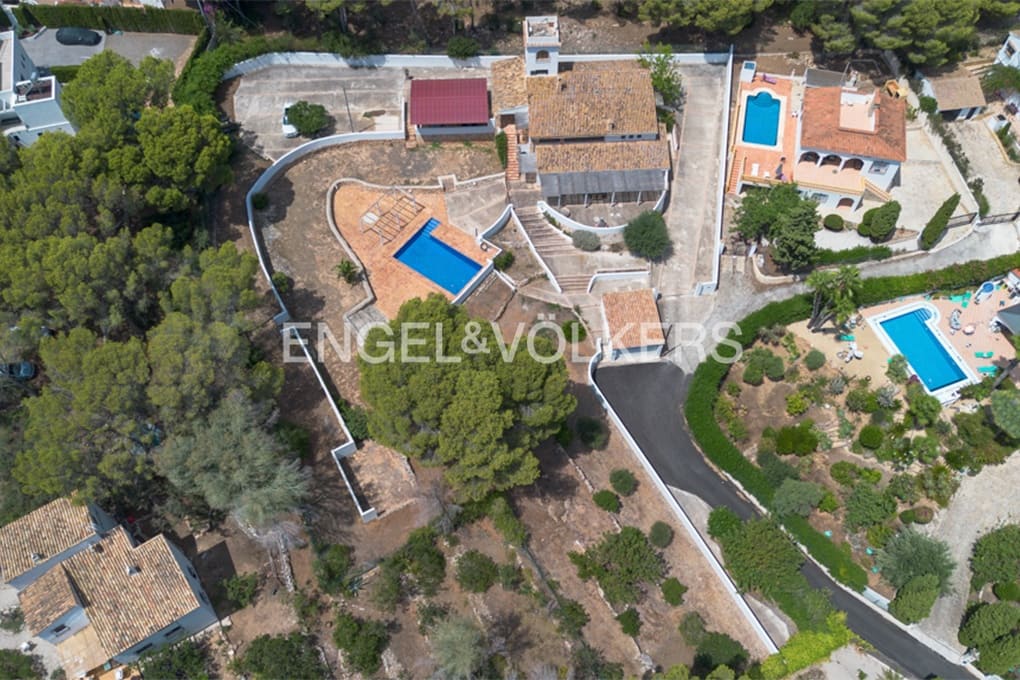 6 soverom Villa til salgs i Benissa med svømmebasseng garasje - € 1 050 000 (Ref: 9168388)