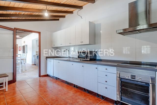 Chalet de 6 habitaciones en Benissa en venta con piscina garaje - 1.050.000 € (Ref: 9168388)