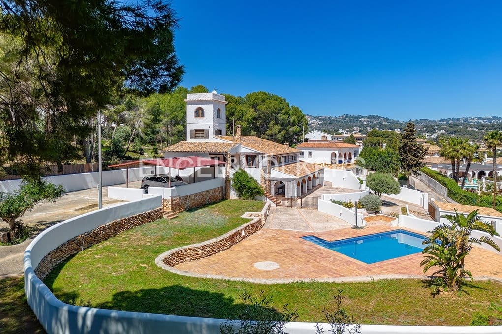 6 sypialnia Willa na sprzedaż w Benissa z basenem garażem - 1 050 000 € (Ref: 9168388)