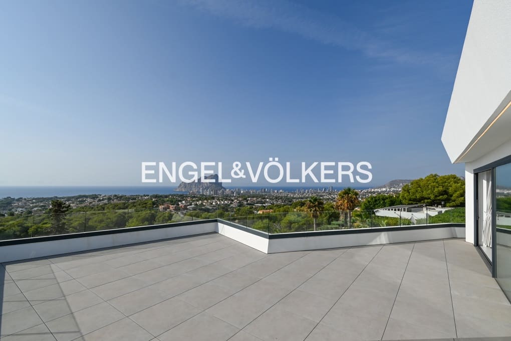 9 makuuhuone Huvila myytävänä paikassa Benissa mukana uima-altaan 
autotalli - 4 200 000 € (Ref: 9175587)