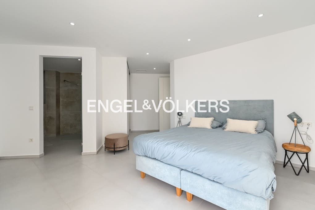 9 makuuhuone Huvila myytävänä paikassa Benissa mukana uima-altaan 
autotalli - 4 200 000 € (Ref: 9175587)