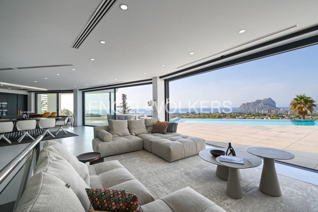 9 makuuhuone Huvila myytävänä paikassa Benissa mukana uima-altaan 
autotalli - 4 200 000 € (Ref: 9175587)