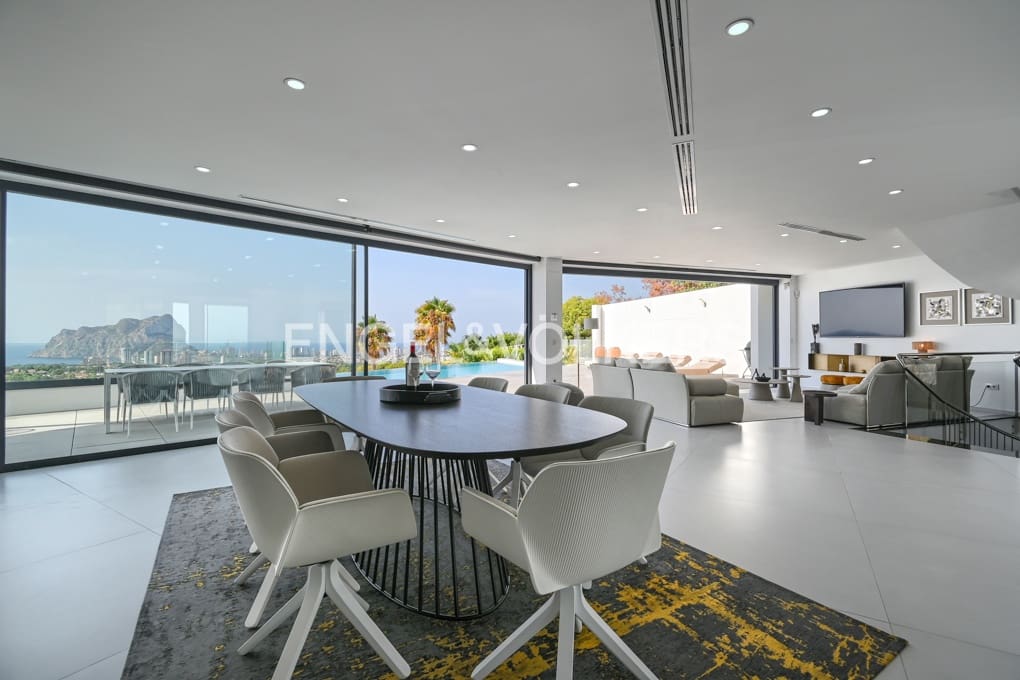 9 makuuhuone Huvila myytävänä paikassa Benissa mukana uima-altaan 
autotalli - 4 200 000 € (Ref: 9175587)